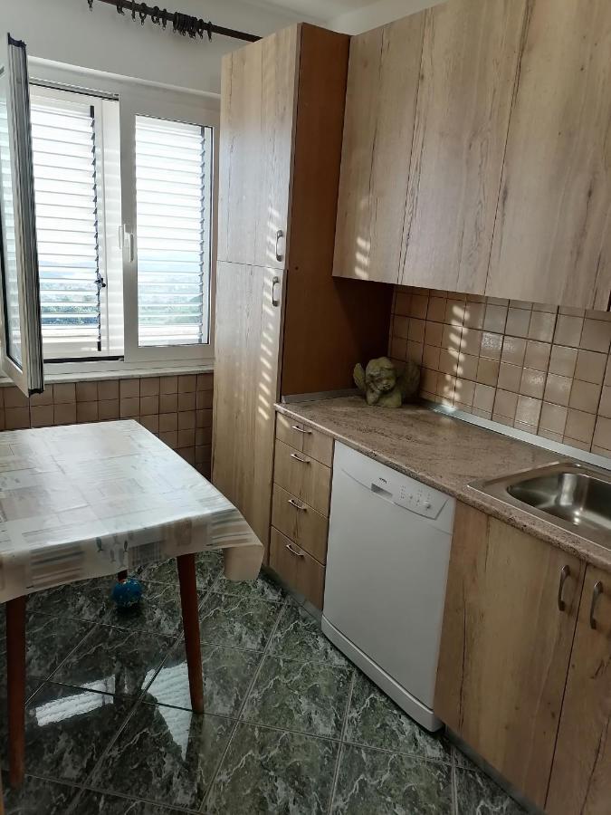 Apartmani Andelo I Ruzica Mundanije ภายนอก รูปภาพ