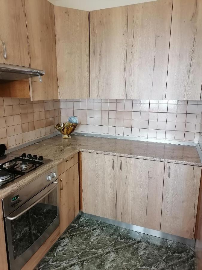 Apartmani Andelo I Ruzica Mundanije ภายนอก รูปภาพ