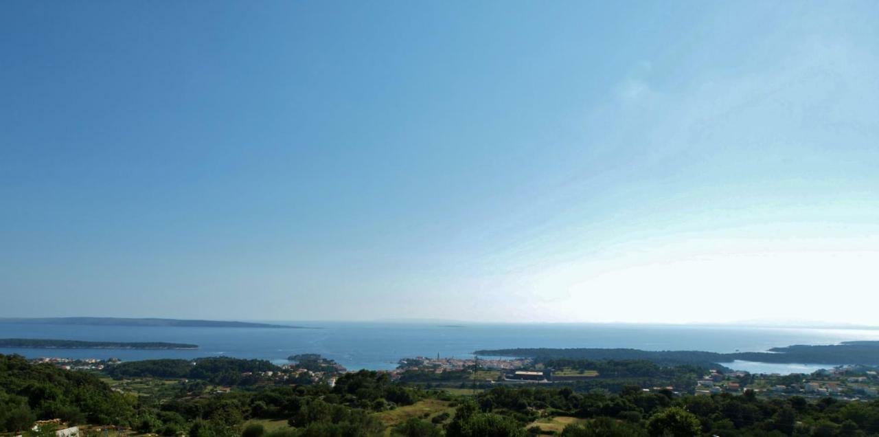 Apartmani Andelo I Ruzica Mundanije ภายนอก รูปภาพ