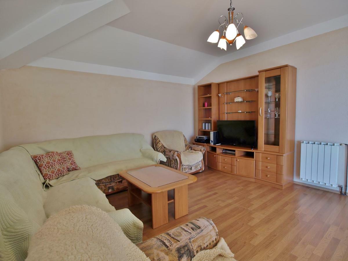 Apartmani Andelo I Ruzica Mundanije ภายนอก รูปภาพ