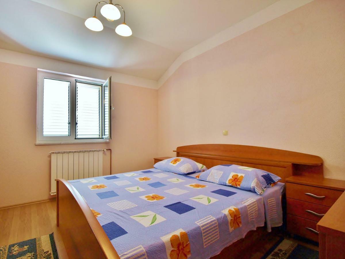 Apartmani Andelo I Ruzica Mundanije ภายนอก รูปภาพ