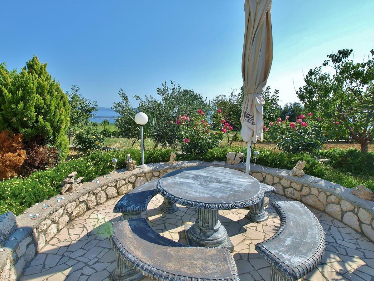 Apartmani Andelo I Ruzica Mundanije ภายนอก รูปภาพ